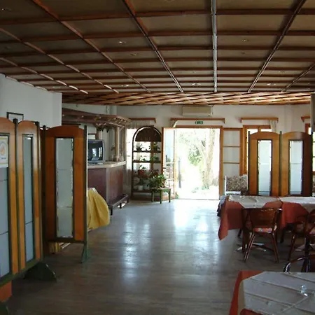 Hotel Eden