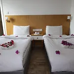 Eden Hotel