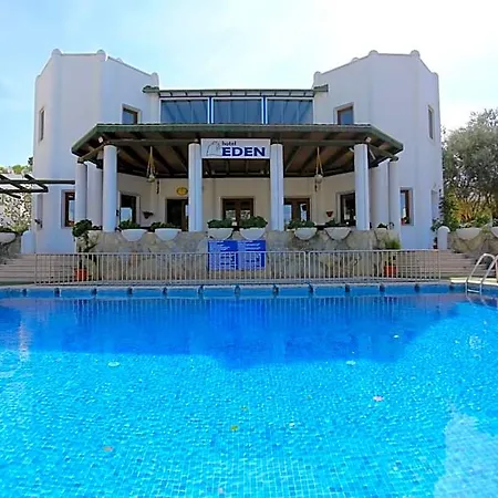 Eden Hotel 2*