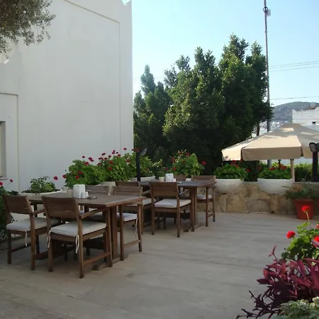 Ξενοδοχείο Eden 2*